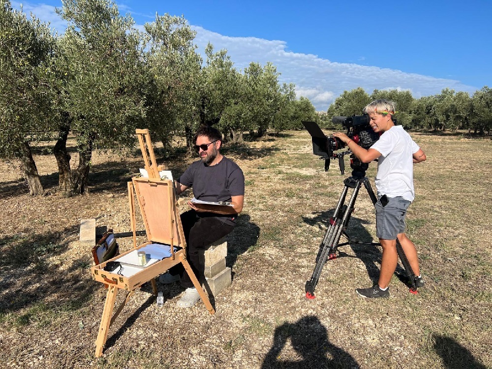 Ben painting on location in France